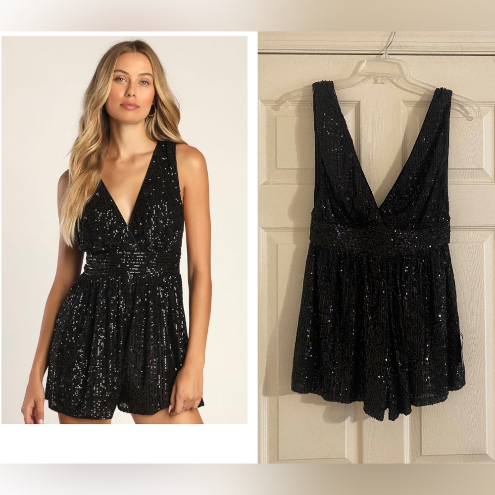 NWT LuLus Watch Me Shine Black Sequin Plunge Sleeveless Romper Size Medium
